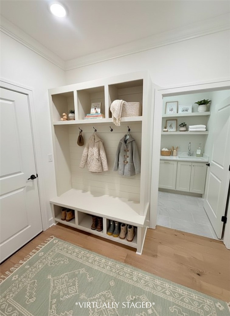 DICKENSHIRE SUB-BVV - Residential