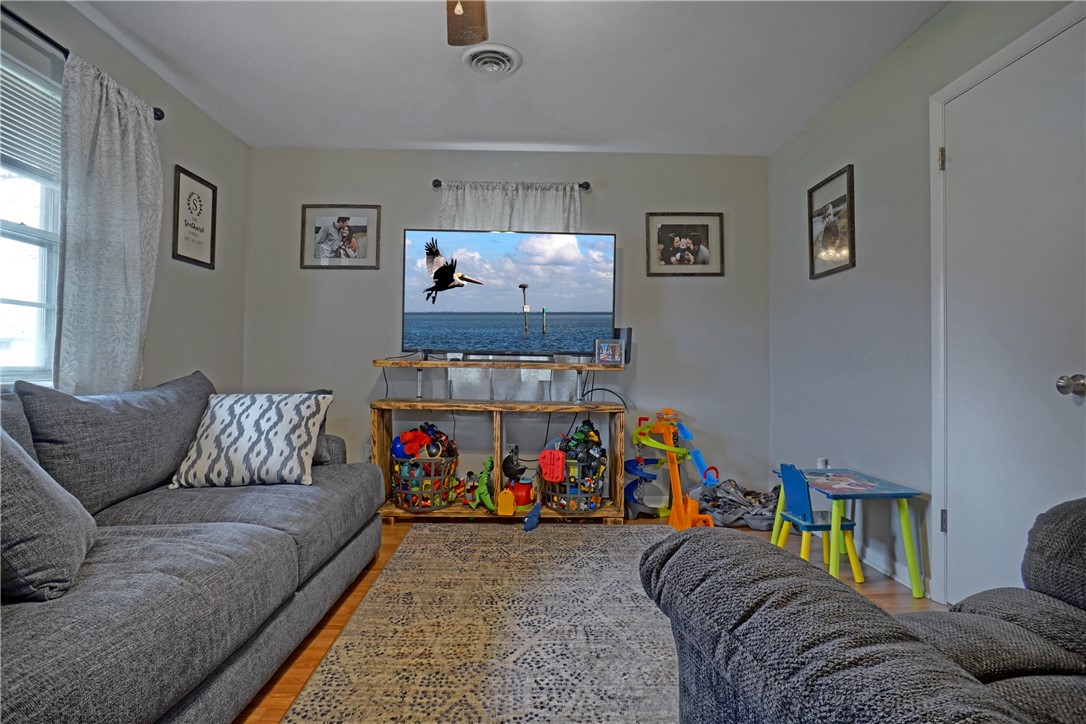 Falls Hays - Residential