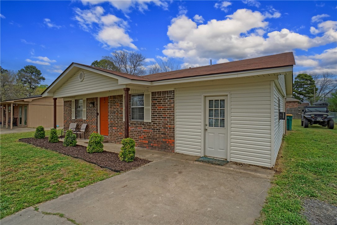 Falls Hays - Residential