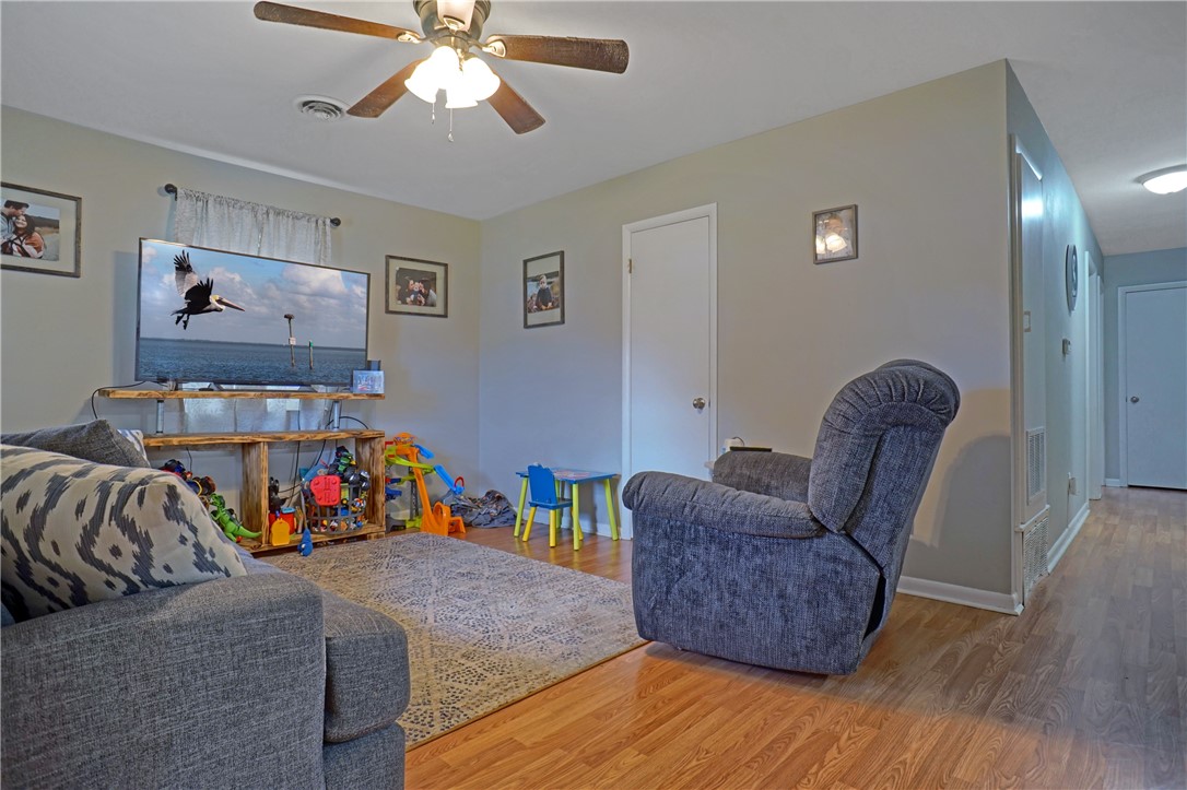 Falls Hays - Residential