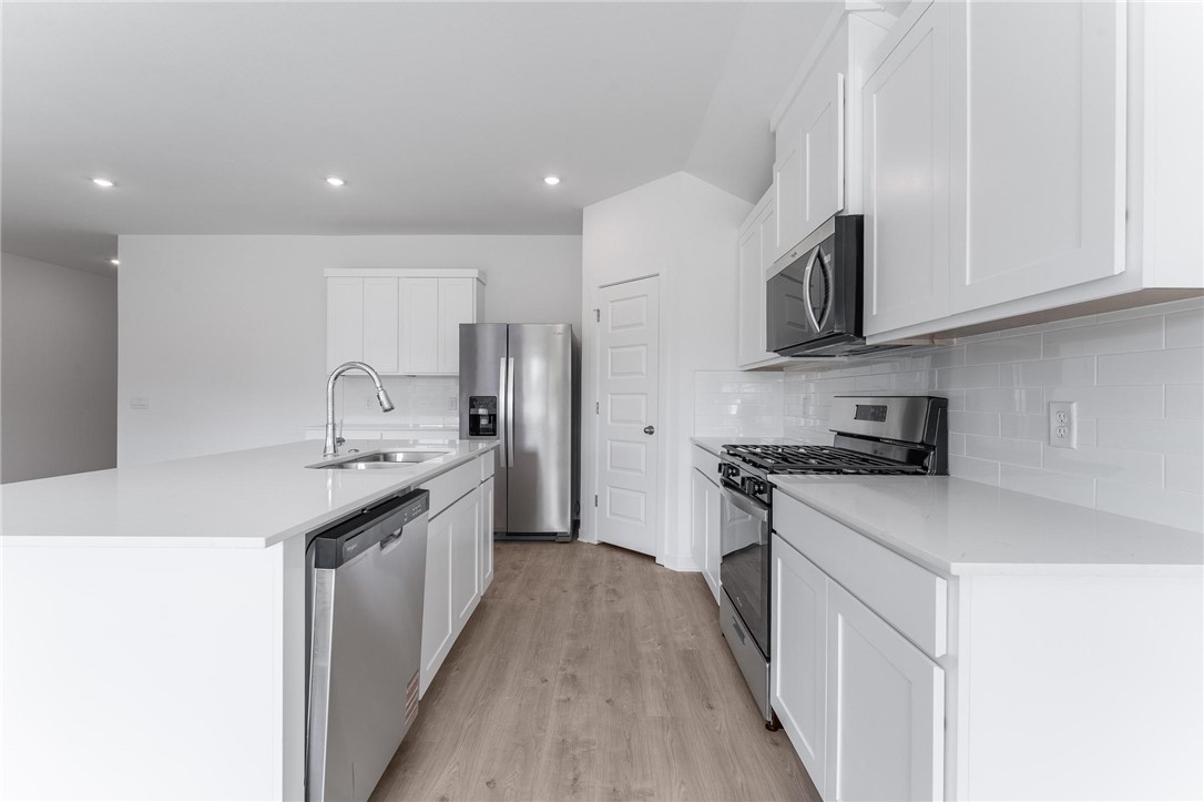 HUDSON HEIGHTS - Residential Lease