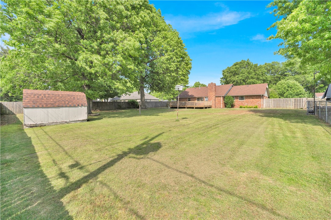 Western Oaks Place Iii - Residential