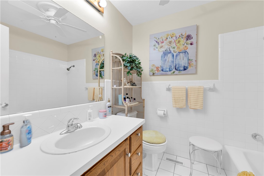 Western Oaks Place Iii - Residential