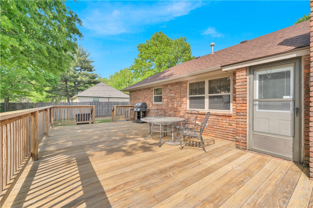 Western Oaks Place Iii - Residential