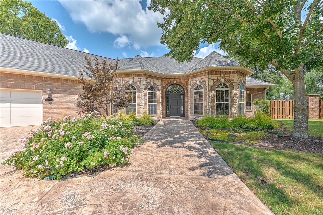 Cross Creek Rogers - Residential