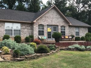 Nice home just minutes from downtown Clarksville. Great place if you want some privacy but close to town. Must take a look at this price