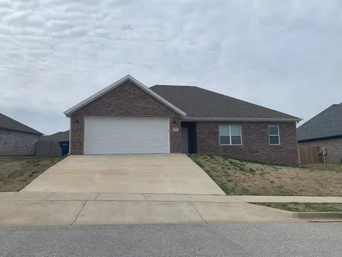 MLS: 1302784