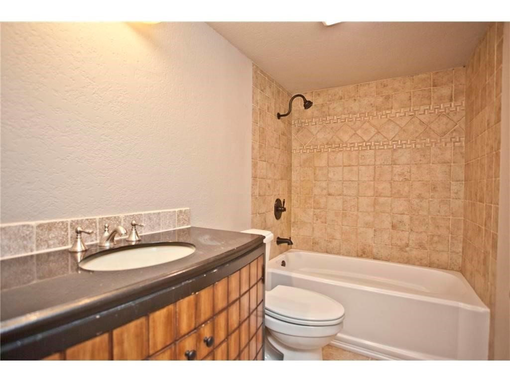 Shakespeare Courts - Residential Lease