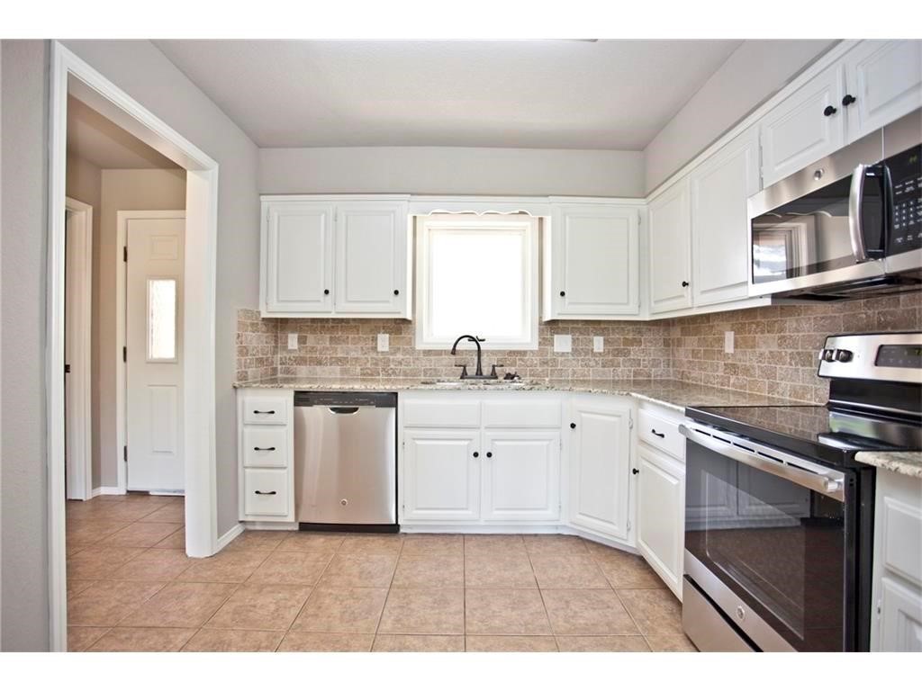 Shakespeare Courts - Residential Lease