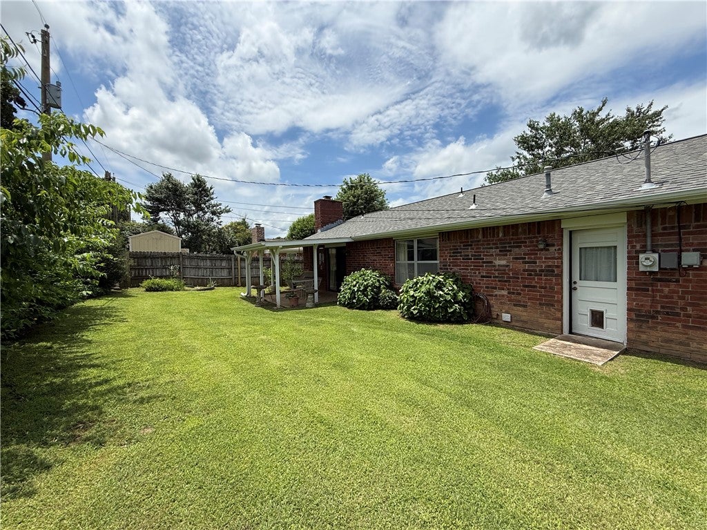 319 Rodric Circle - Photo 2