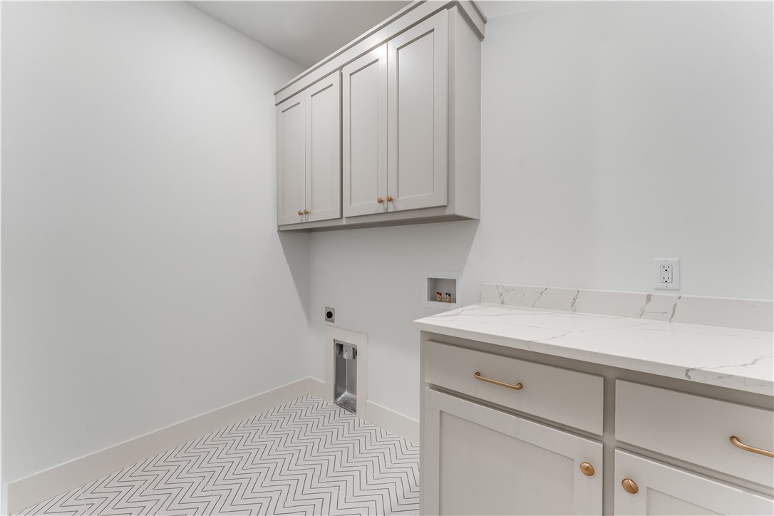 Brittany Sub Bvv - Residential