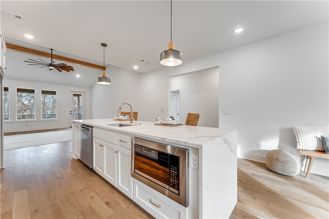 Brittany Sub Bvv - Residential