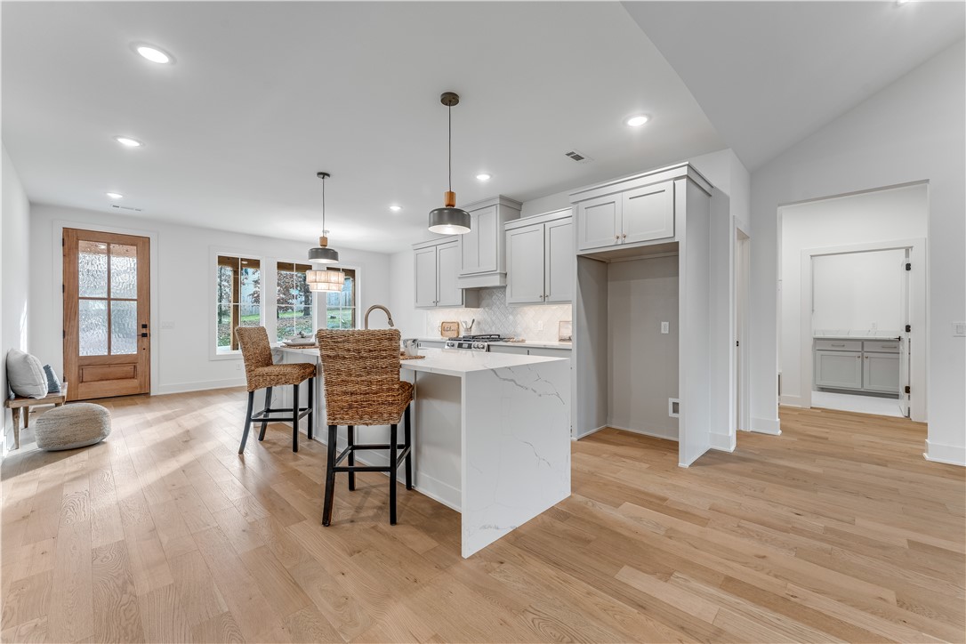 Brittany Sub Bvv - Residential