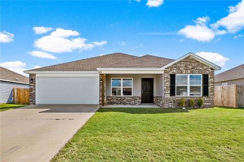 Photo of 1509 Blandford Street, Siloam Springs, AR 72761 (MLS # 1365996)
