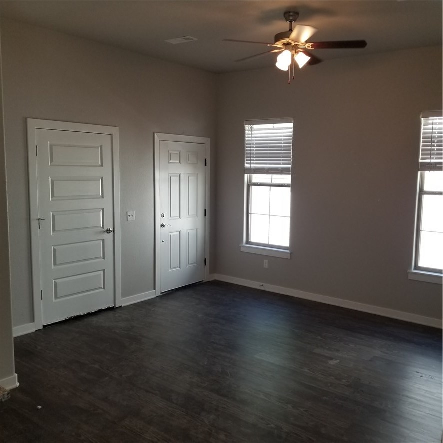 University Acres Sub - Residential Lease