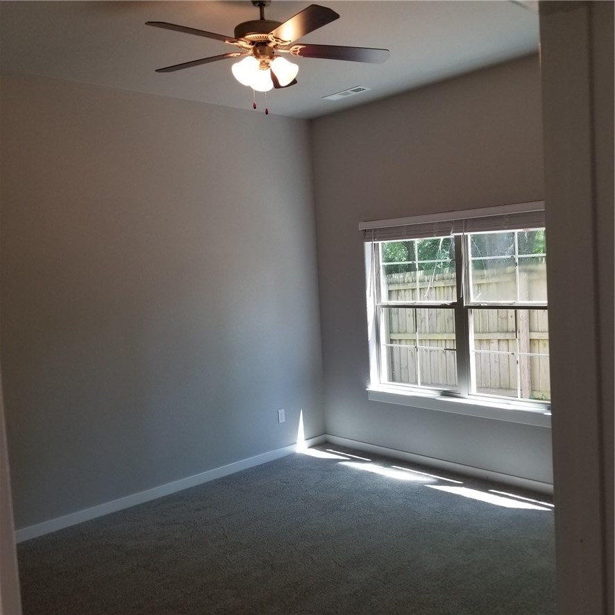 University Acres Sub - Residential Lease