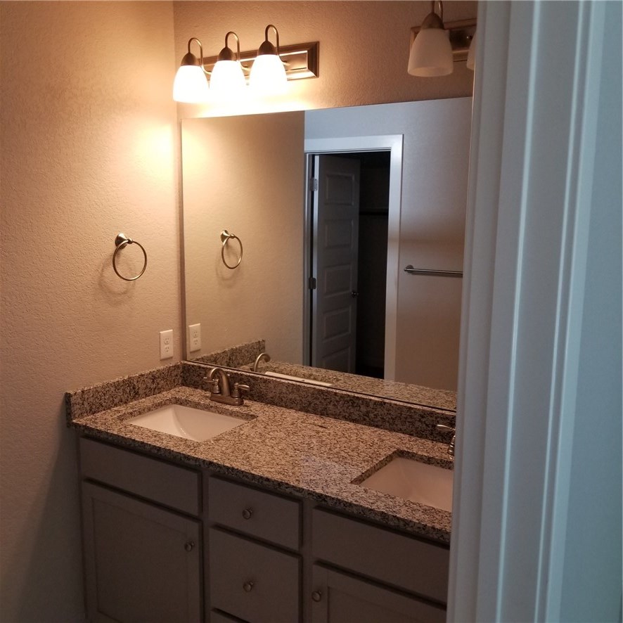 University Acres Sub - Residential Lease