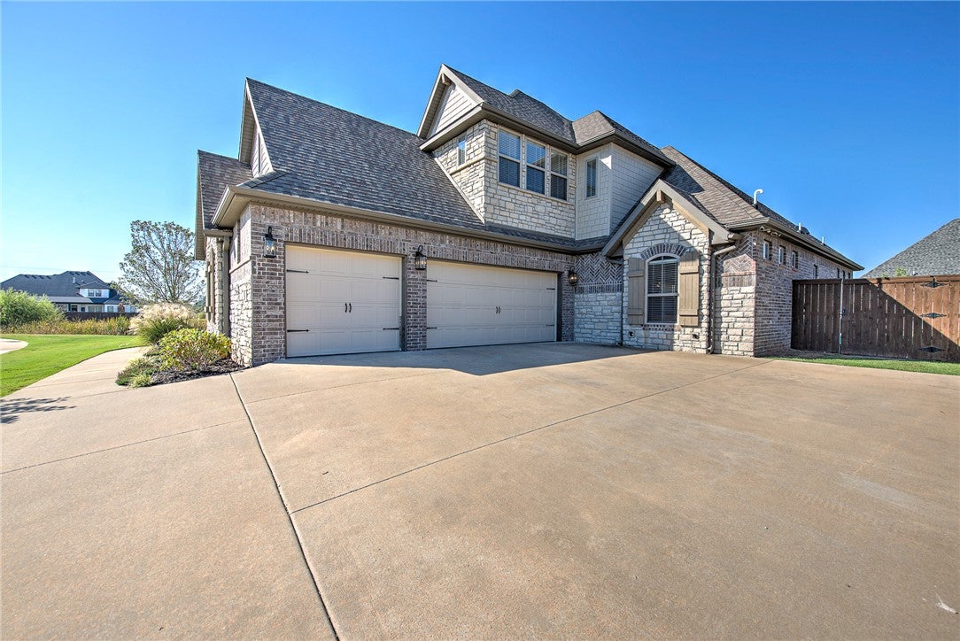 4504 SW Ainsley