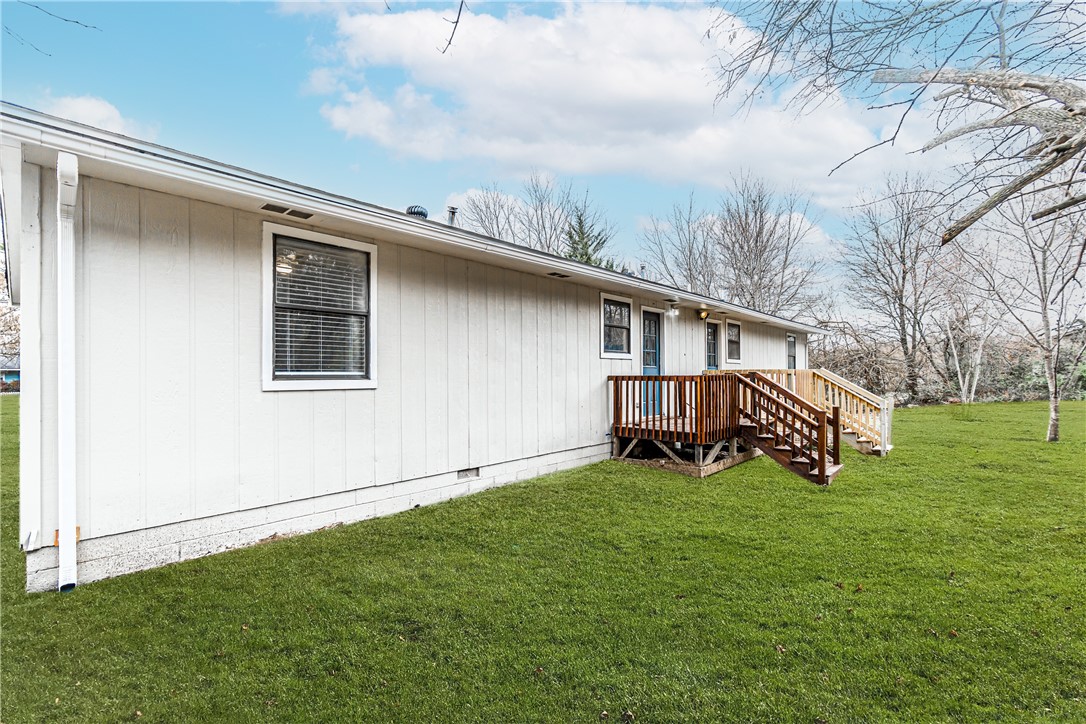 Hewitt Place Siloam Spgs - Residential Lease