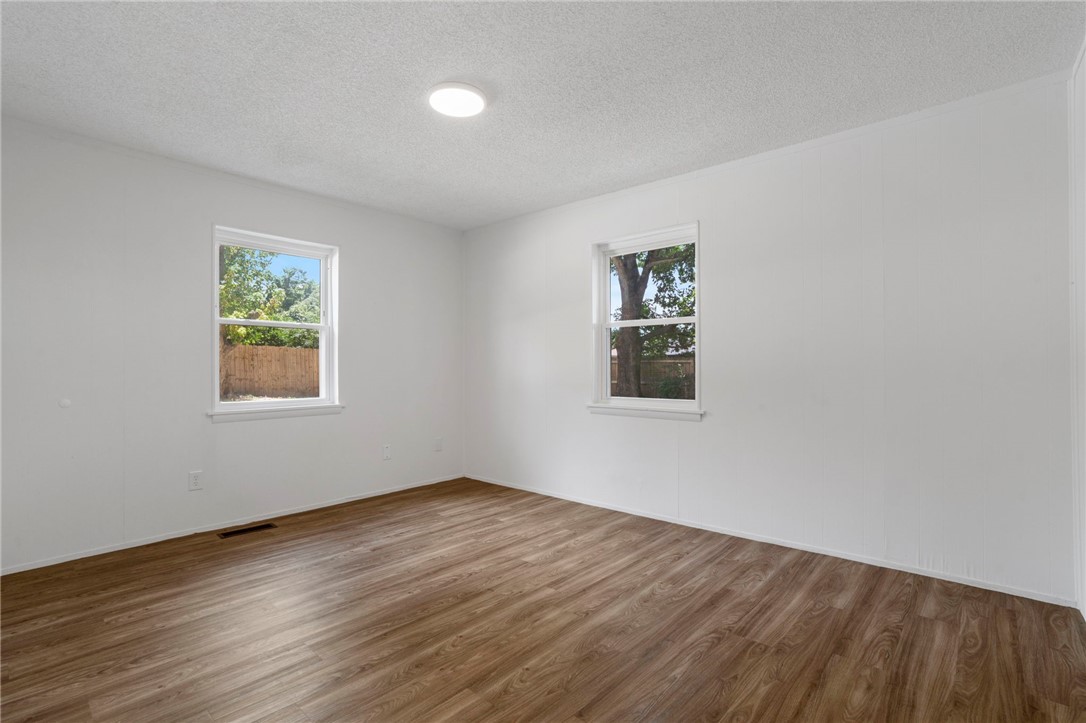 Fayetteville Outlots Annex 2000 - Residential Income