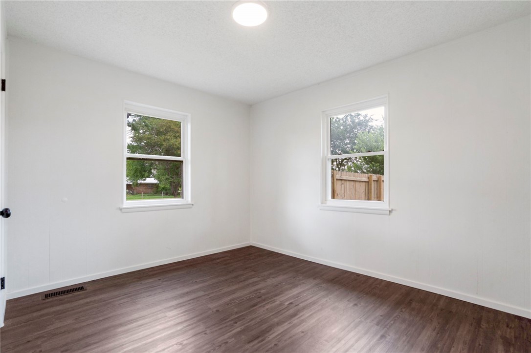 Fayetteville Outlots Annex 2000 - Residential Income