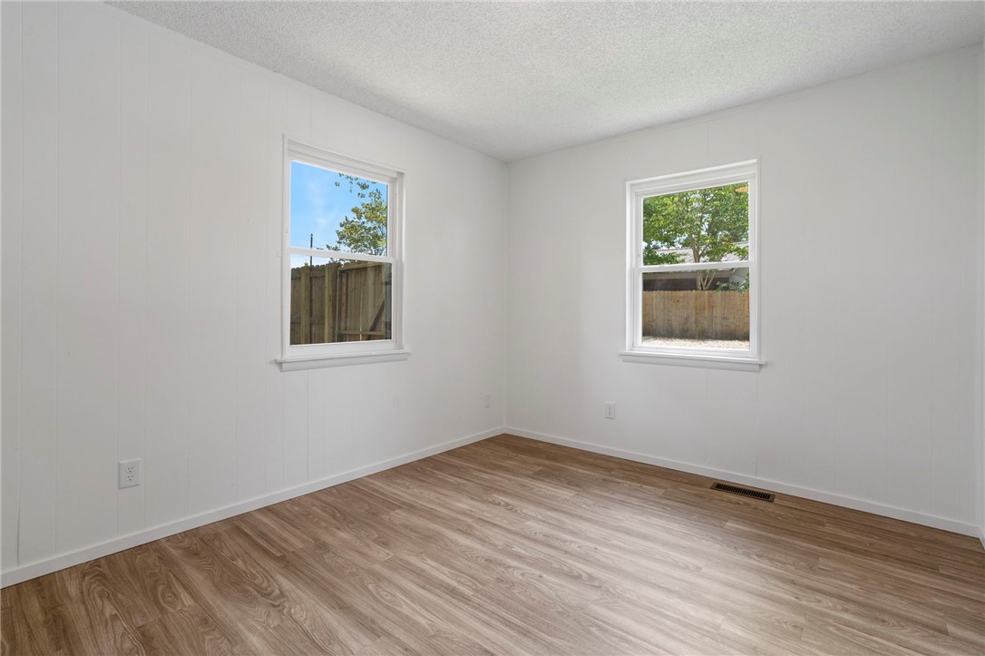 Fayetteville Outlots Annex 2000 - Residential Income