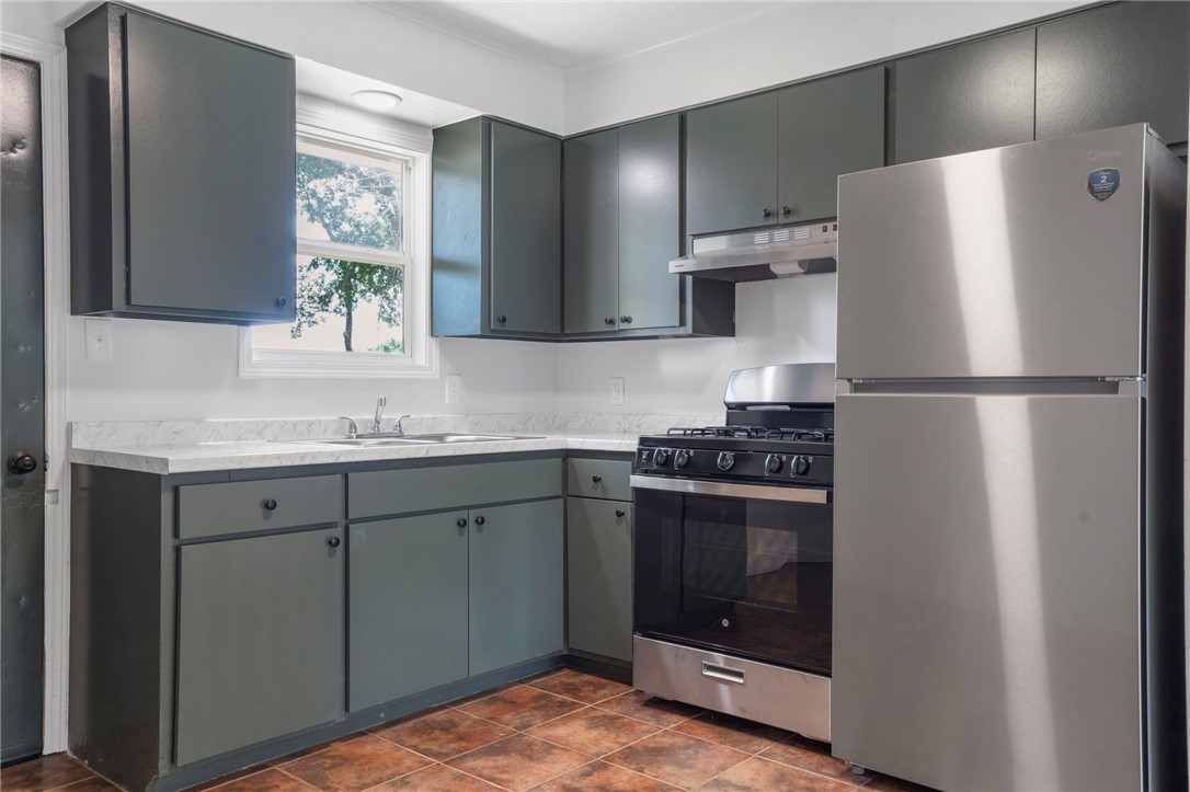 Fayetteville Outlots Annex 2000 - Residential Income