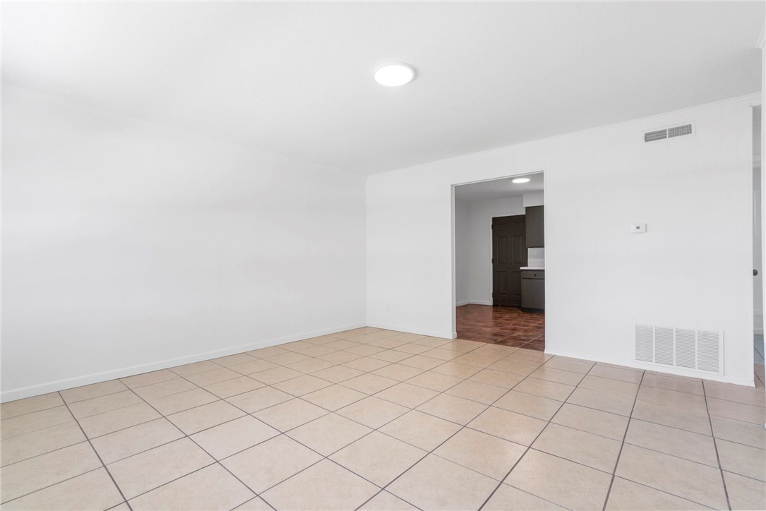 Fayetteville Outlots Annex 2000 - Residential Income