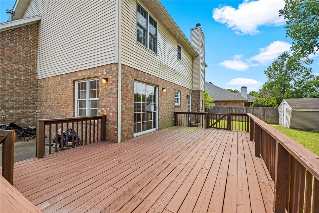 Whispering Timbers Ph 9 Rogers - Residential