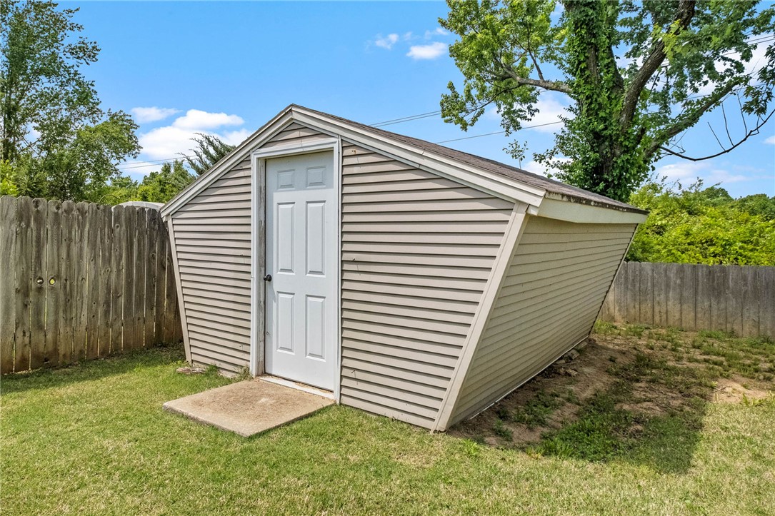 Whispering Timbers Ph 9 Rogers - Residential