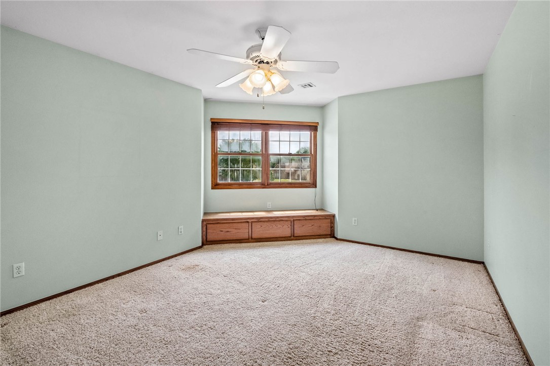 Whispering Timbers Ph 9 Rogers - Residential