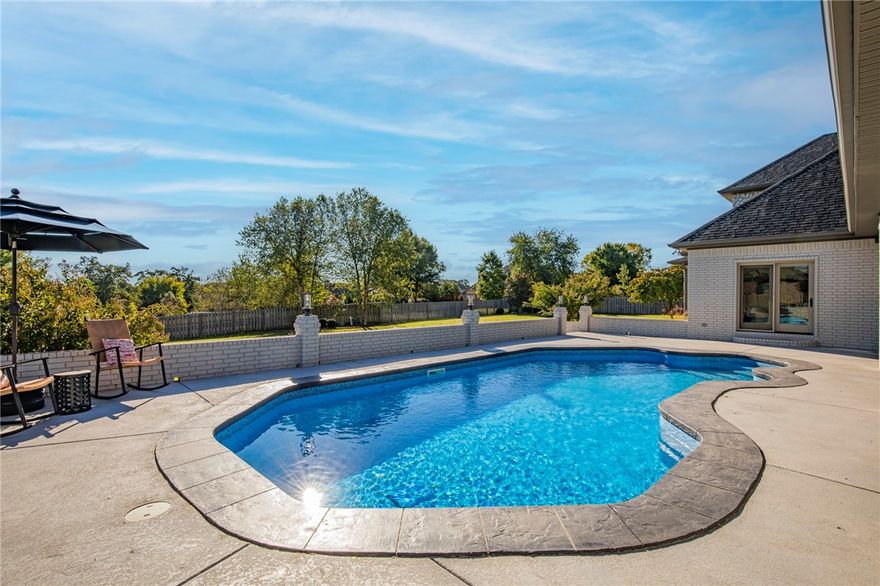 Experience luxury living in the prestigious St Valery Downs neighborhood with this stunning 4-bedroom, 3.5-bathroom house. Boasting 5502 square feet of living space, this home is perfect for families or entertainers. The highlight of this property is the beautiful in-ground pool, perfect for relaxing on hot summer days or hosting pool parties. The spacious open-plan living and dining areas flow seamlessly to the kitchen, making it perfect for hosting guests. The bedrooms are spacious and offer ample storage. The master bedroom features a walk-in closet and en-suite bathroom. Additional features include a 3-car garage and a large backyard. This home is perfect for those who want to live in a sought-after neighborhood and enjoy the luxury of a private pool. Don't miss out on this opportunity, schedule a showing today!