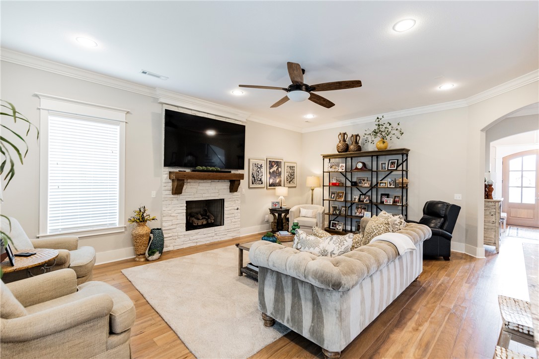 Creekside Sub Rogers - Residential