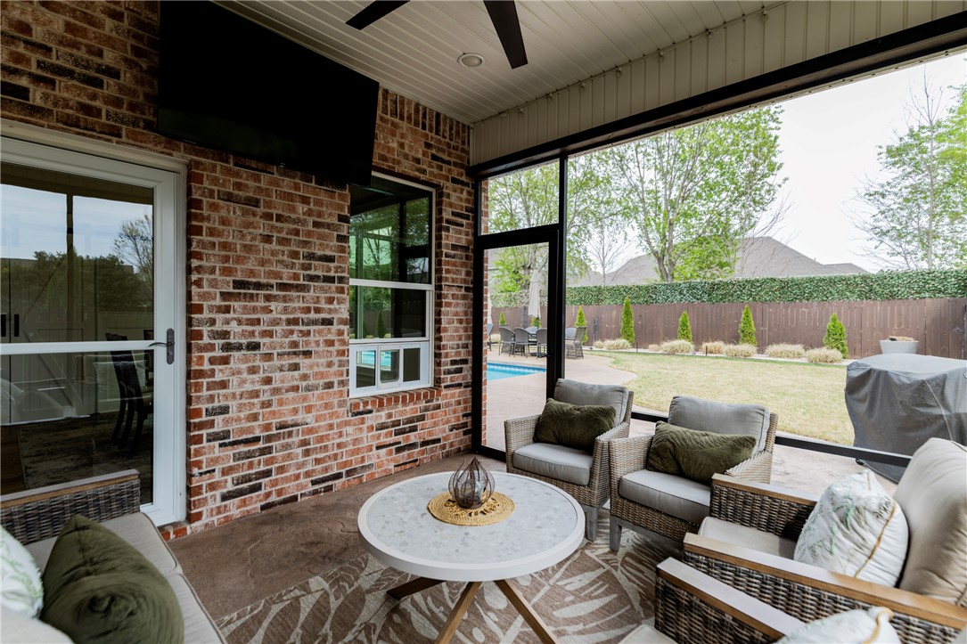 Creekside Sub Rogers - Residential