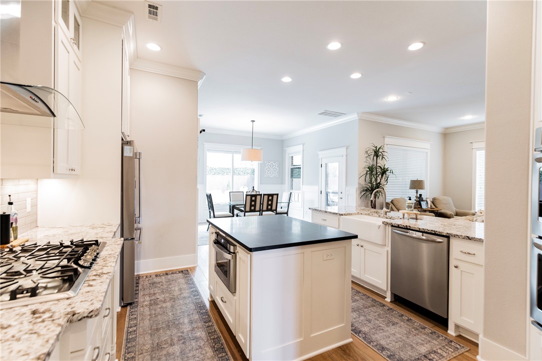 Creekside Sub Rogers - Residential