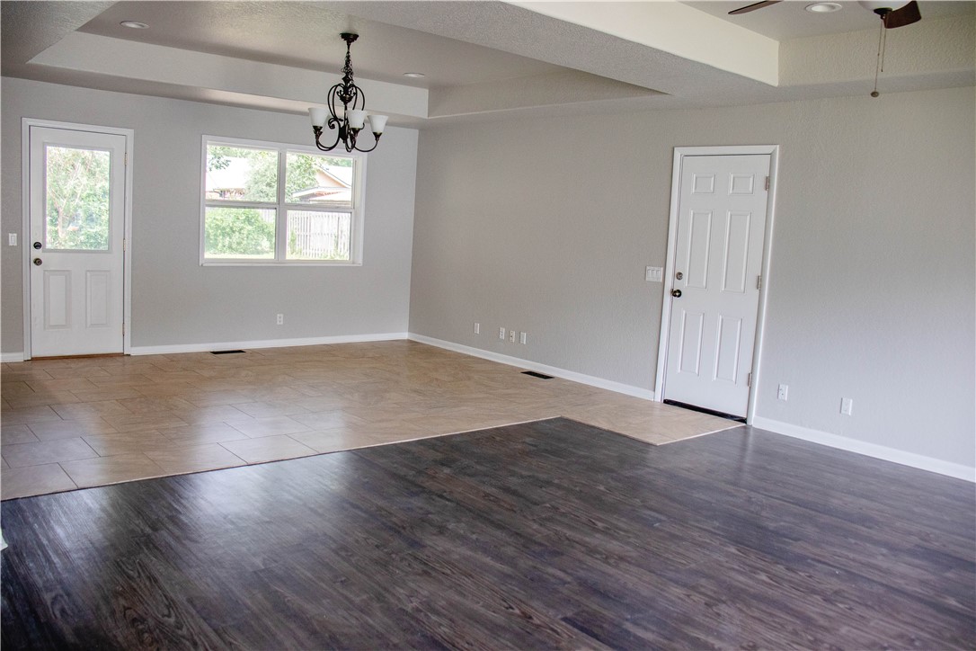 Western Oaks Place I - Residential