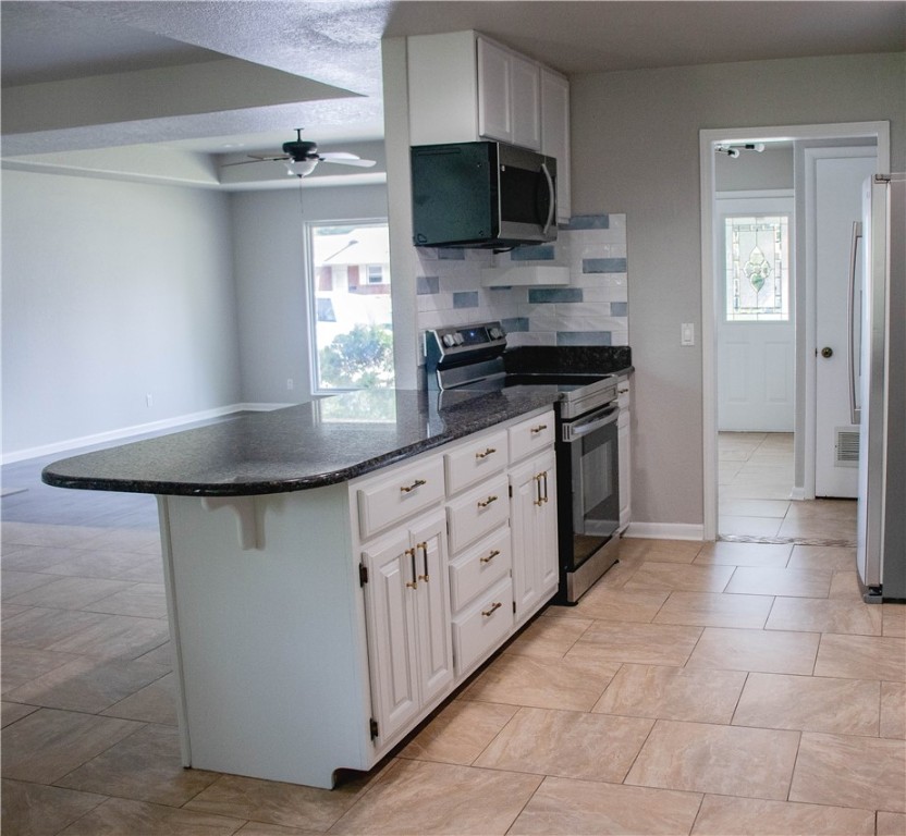 Western Oaks Place I - Residential