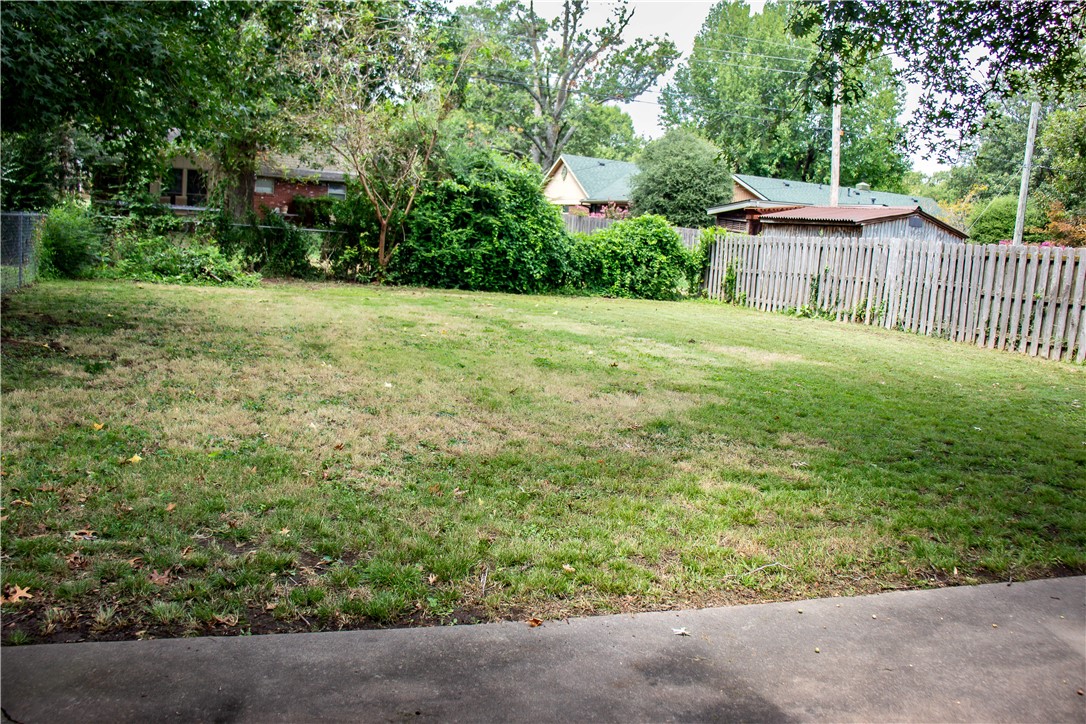 Western Oaks Place I - Residential