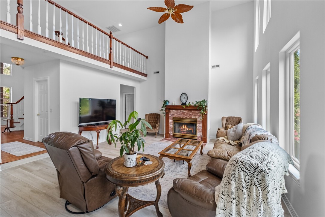 Paramount - Residential