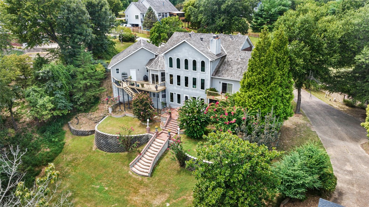 Paramount - Residential
