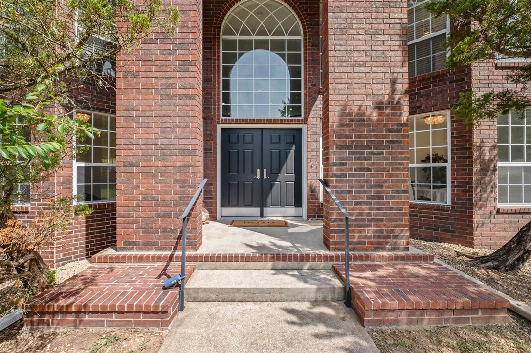 Paramount - Residential
