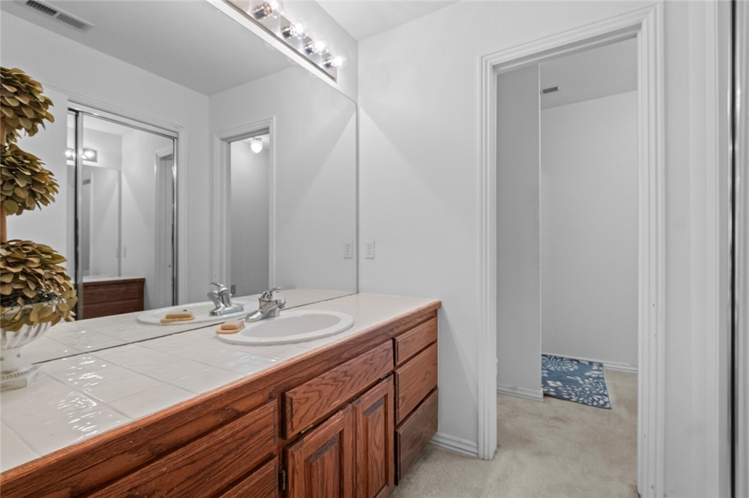 Paramount - Residential