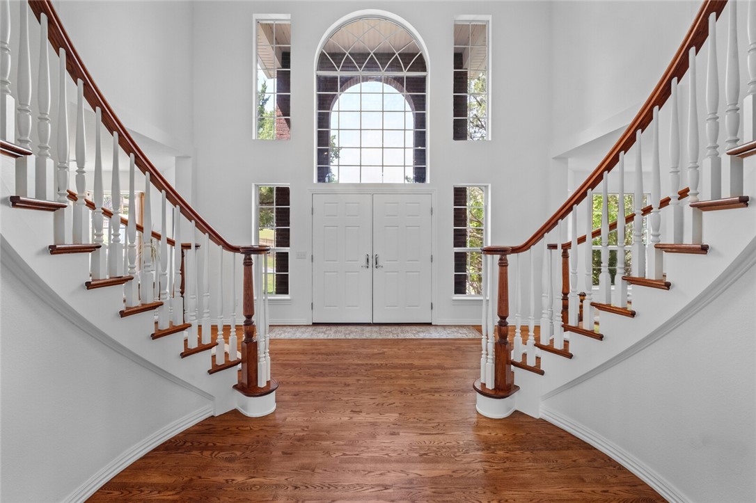 Paramount - Residential
