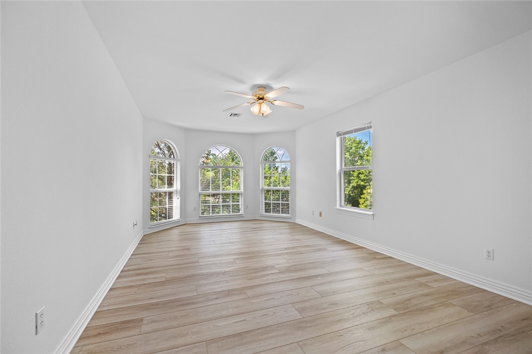 Paramount - Residential