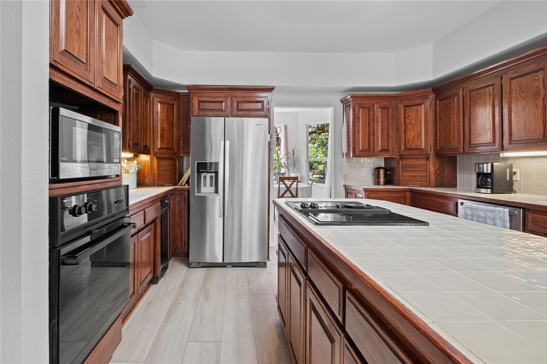 Paramount - Residential