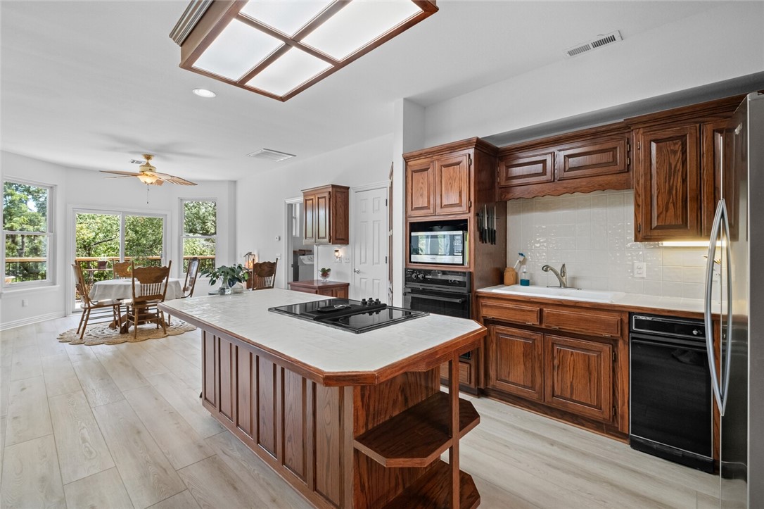 Paramount - Residential