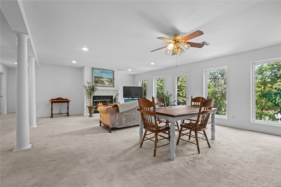 Paramount - Residential