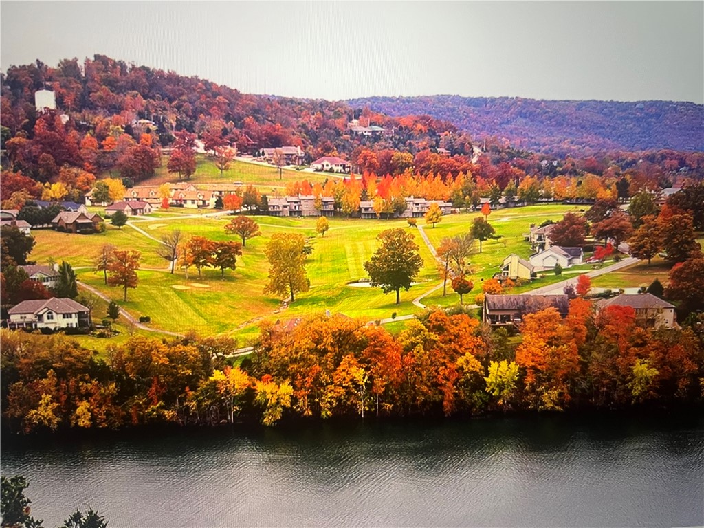 Unit 102 Holiday Island - Land