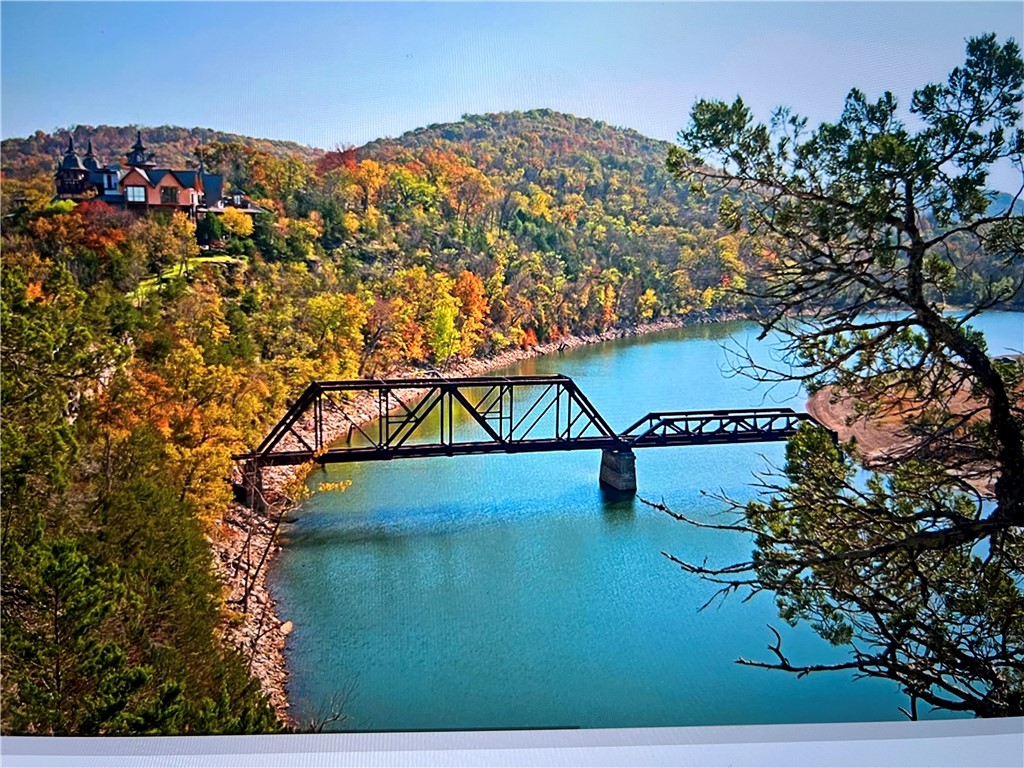 Unit 102 Holiday Island - Land