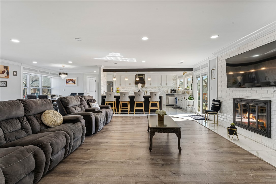 Chateau Terrace Unit 1 Ph 1 Rogers - Residential